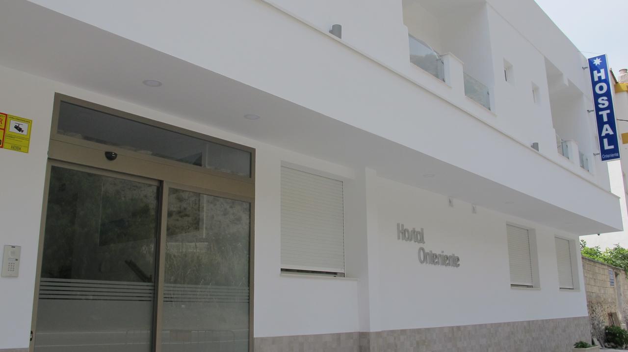 Hostal Onteniente Ла-Мамола Екстер'єр фото