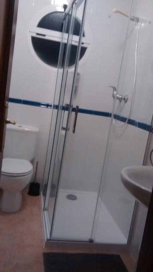 Hostal Onteniente Ла-Мамола Екстер'єр фото