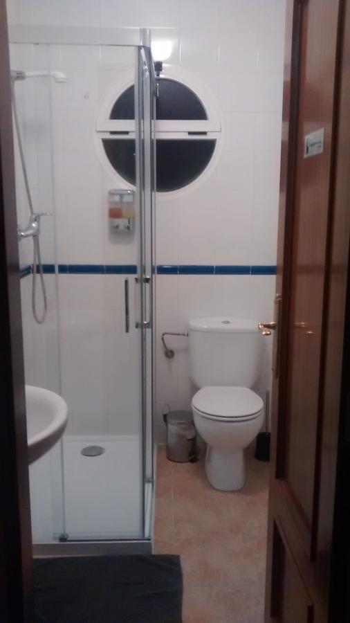 Hostal Onteniente Ла-Мамола Екстер'єр фото