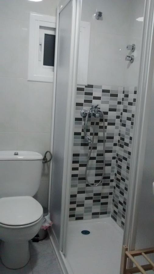 Hostal Onteniente Ла-Мамола Екстер'єр фото